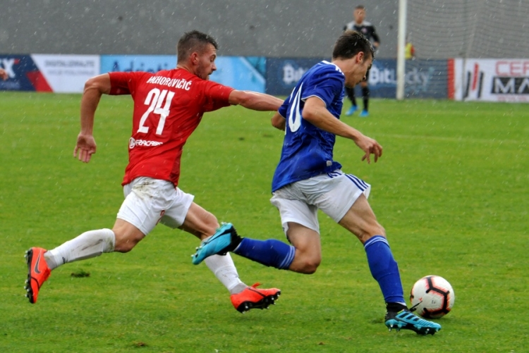 Nino Mohorovičić (Orijent 1919) i Tomislav Krizmanić (Dinamo)