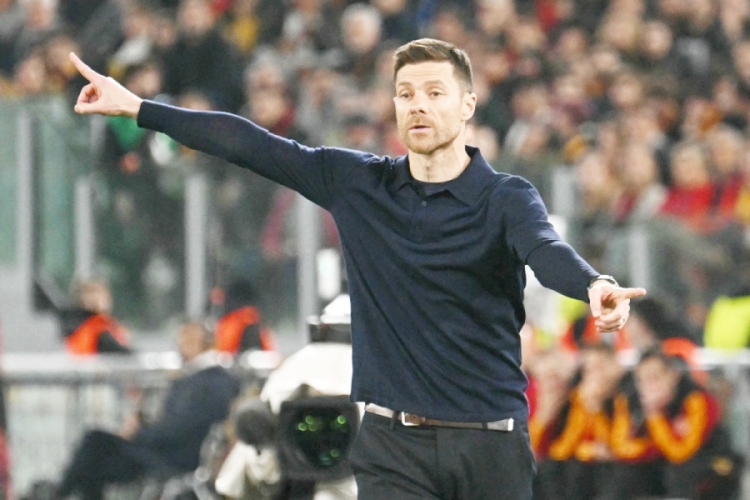 Xabi Alonso igračima Leverkusena navijestio planove za iduću sezonu