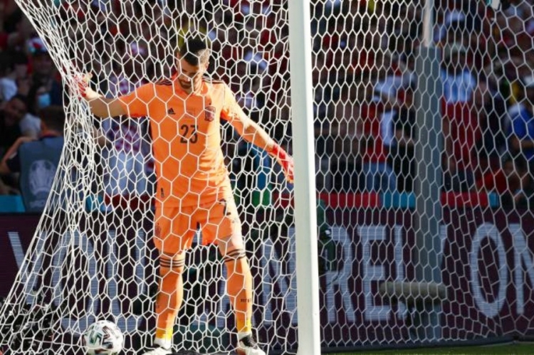 Unai Simon