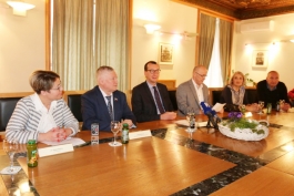 CVIJET MEDITERANA Anatolij Karpov u subotu igra šah na Korzu ispred Gradske vijećnice