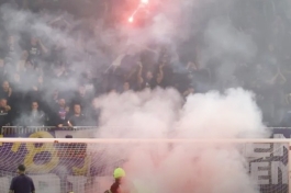 Derbi između Maribora i Olimpije nije se mogao igrati, ultrasi namjerno prekinuli utakmicu