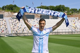 Matej Mitrović predstavljen, Rijeka vratila stopera