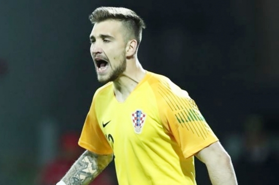 Josip Posavec brani za U-21 reprezentaciju