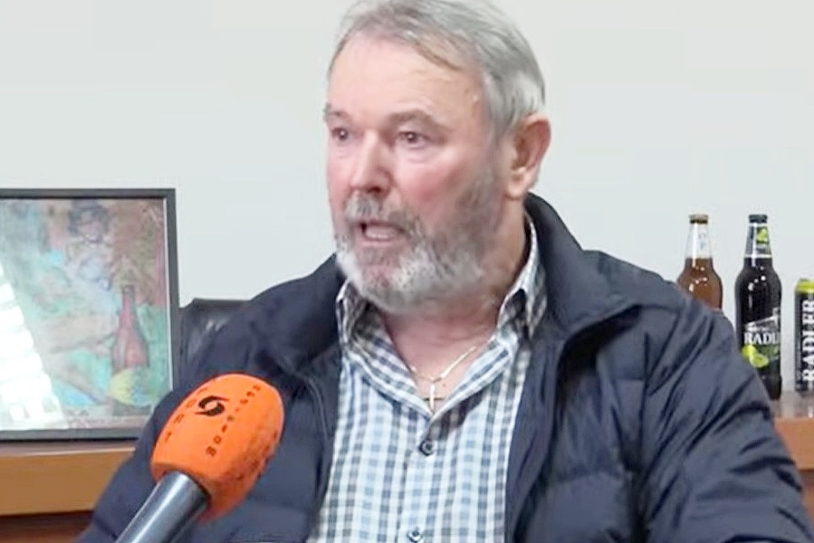 Smijenio trenera pred utakmicu protiv Orijenta, Ivan Komak tvrdi da  su od njega tražili novac