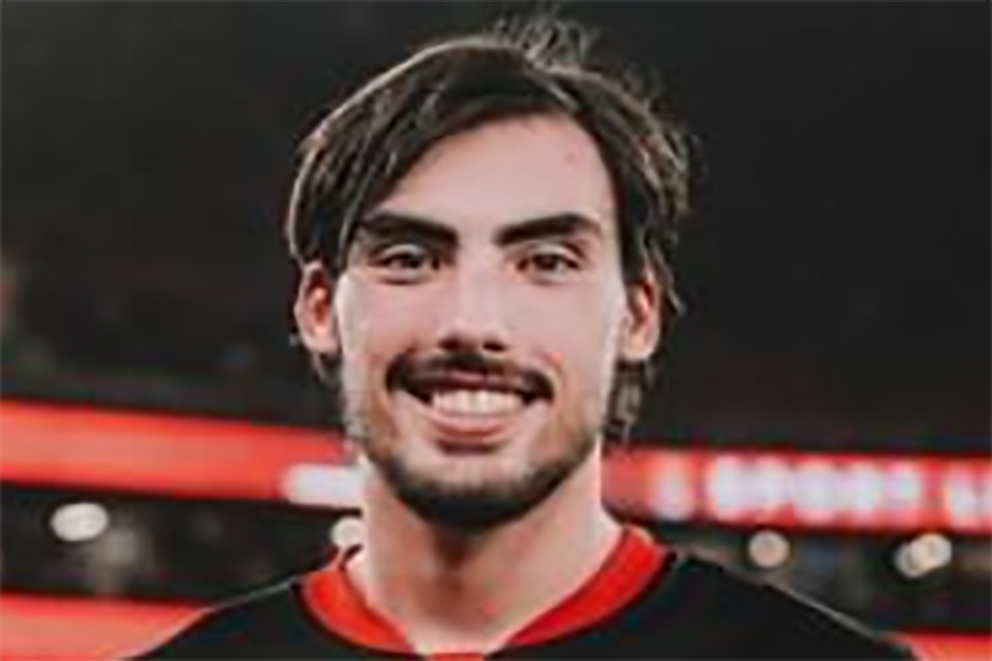 Roko Šimić mogao bi na zimu postati suigrač Hrvoja Smolčića u njemačkom Eintrachtu
