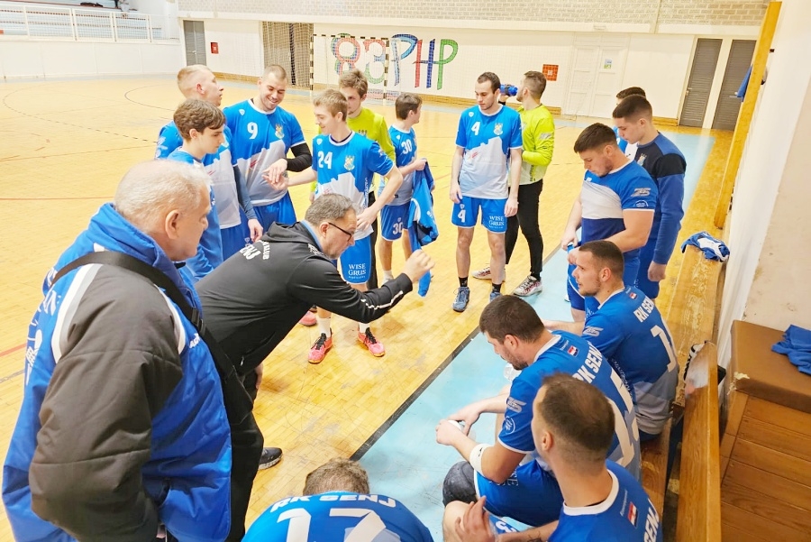 Rukometaši Senja pobijedili Zamet, pobjednika odlučio 16-godišnji Mateo Tomić