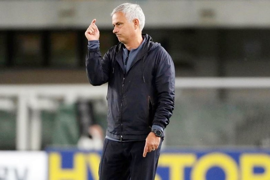 Jose Mourinho odabrao idealnih 11, čak osam igrača iz Chelseaja na popisu