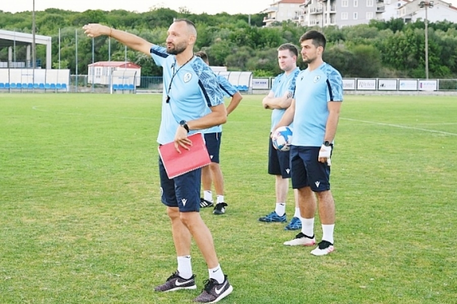 Igor Tkalčević: Razmišljamo o utakmici kao da igramo protiv momčadi koja je prva na ljestvici!