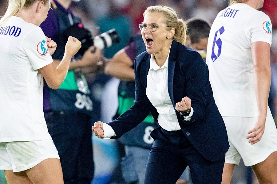 Među kandidatima prvi put u povijesti engleskog nogometa pojavila se žena
