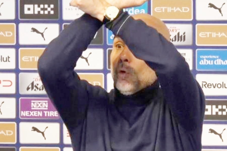 Naprijed, čekićari! Pogledajte kako je Pep Guardiola završio presicu!