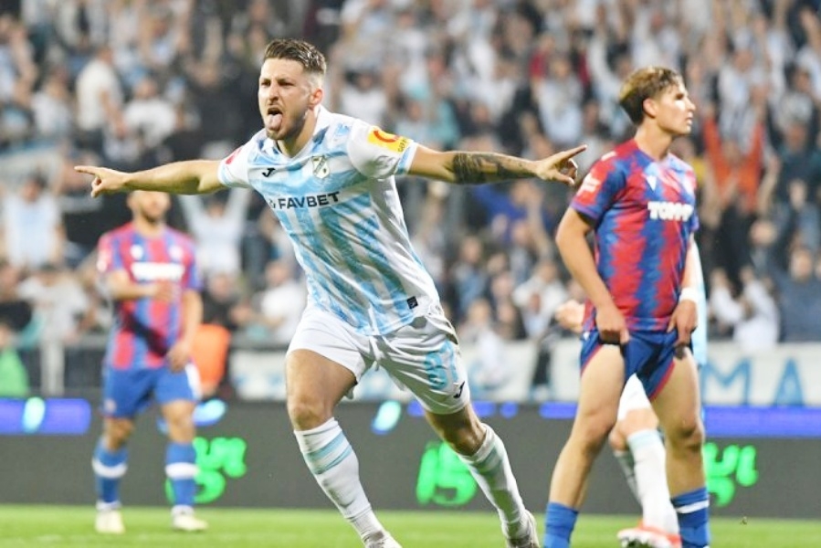 Rijeka ima potencijala još bolje igrati u nastavku sezone, Hajduk zbog Marka Livaje izgleda kao da je dosegnuo vrhunac na početku sezone