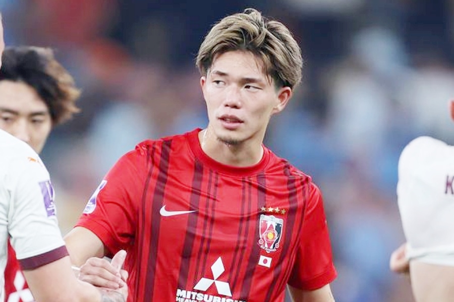 Arber Höhxa trenira s momčadi Slavena Belupa, Takuya Ogiwara na liječničkim pregledima
