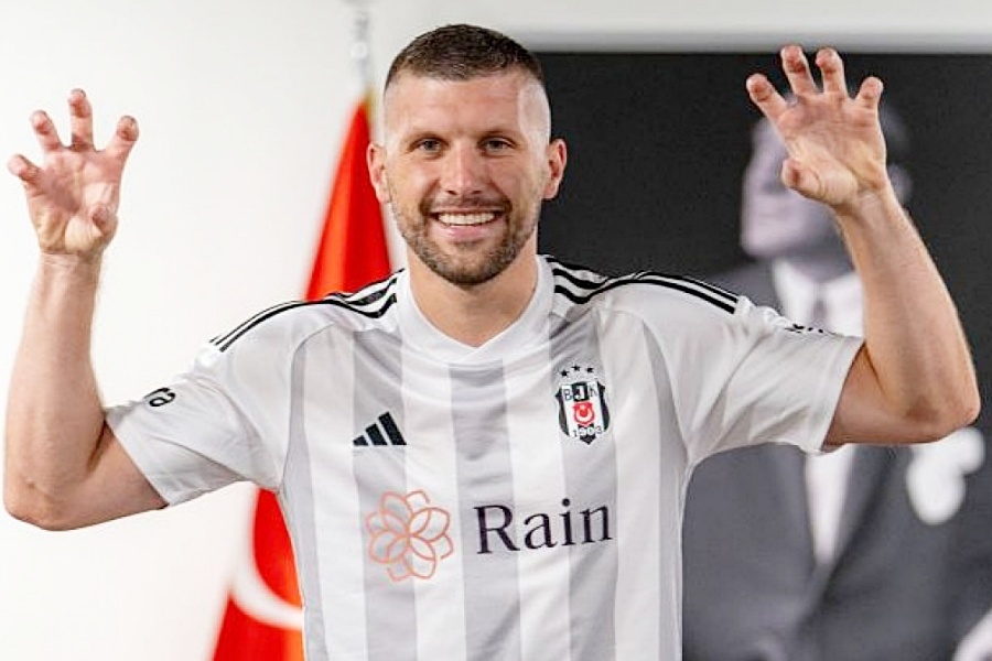Ante Rebić vraća se u HNL, turski mediji pronašli napadaču Beškitaša novi klub