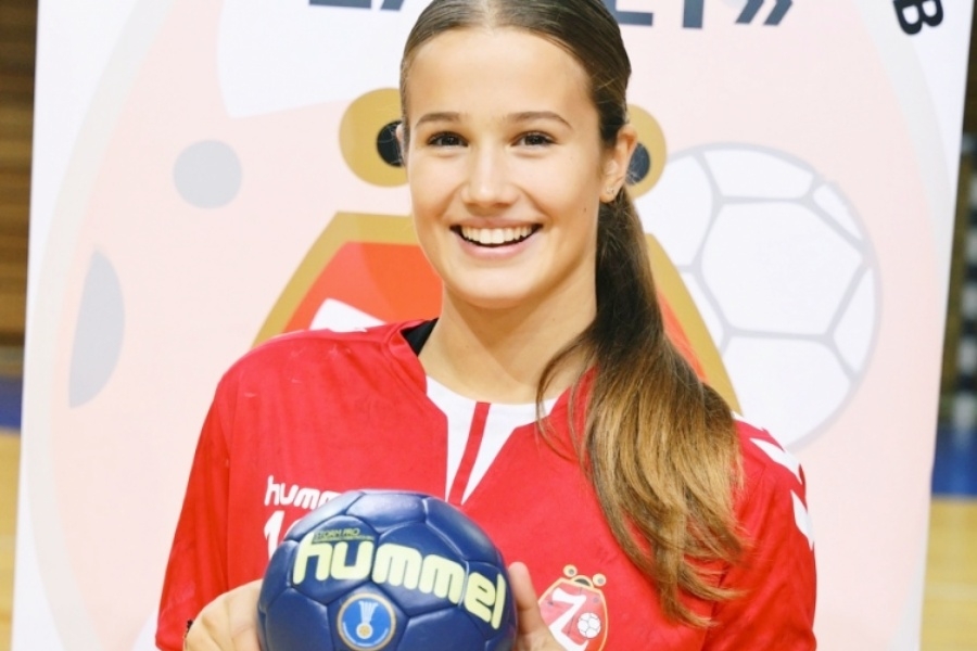 Nikolina Pleša na popisu juniorske, Mirna Brusić na popisu mlađejuniorske reprezentacije