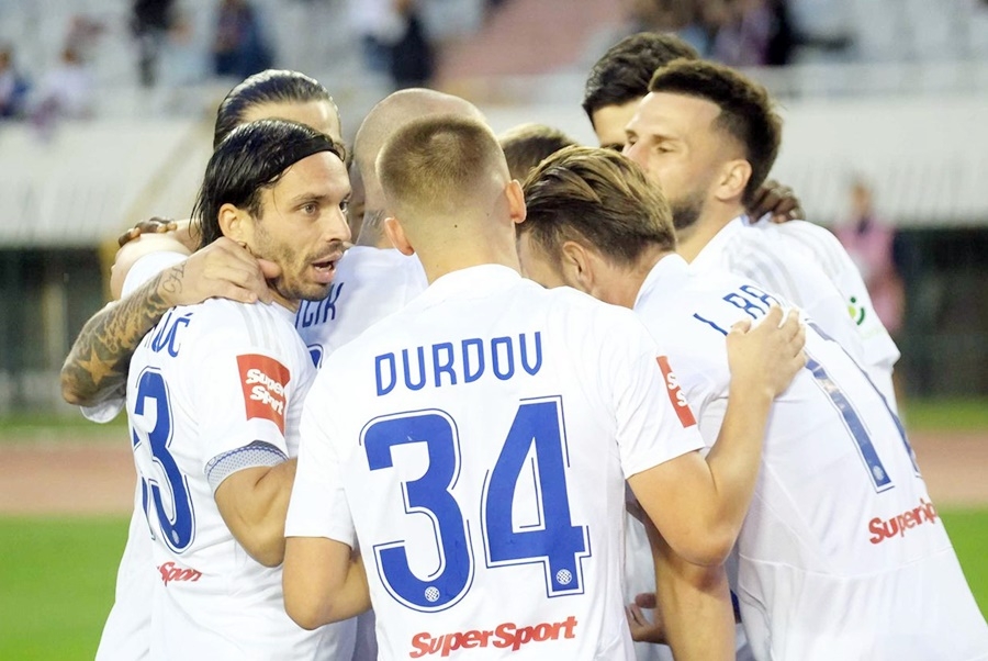 Prva HNL: Hajduk preuzeo ligaški vrh, Ivan Rakitić otvorio golijadu protiv Šibenika na Poljudu