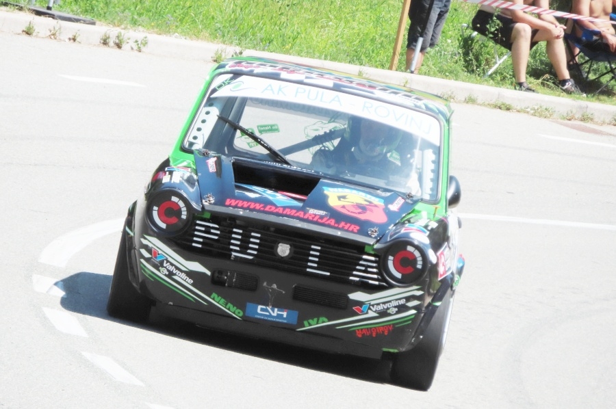 Autoslalom na brdskoj stazi, Nenad Damarija brani status najboljega