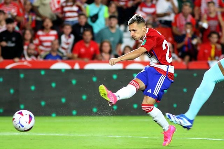 LaLiga: Barcelona izbjegnula poraz u završnici, Granada imala meč-loptu