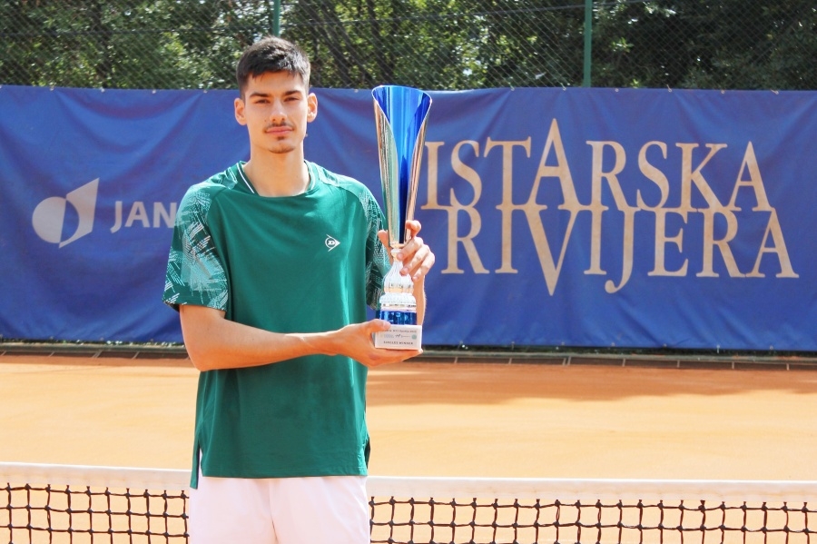 Luka Mikrut  pobjednik opatijskog turnira, završilo 53. izdanje Istarske rivijere