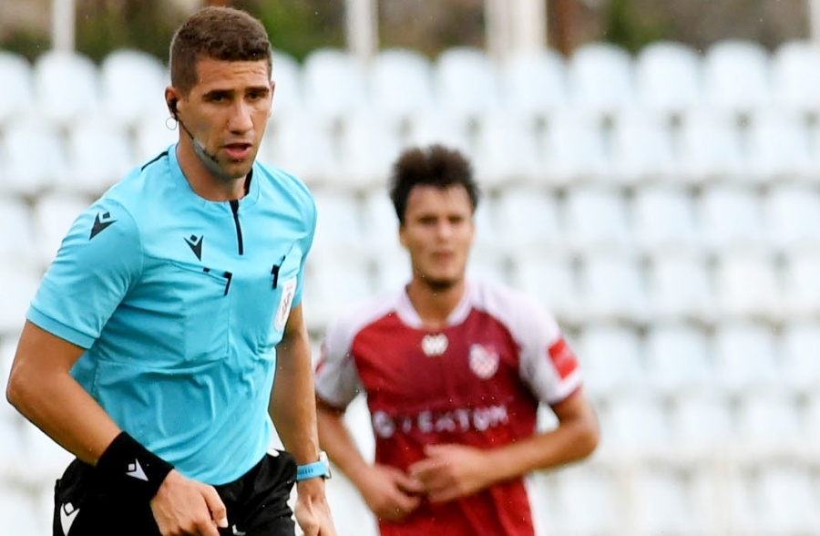 Pogledajte snimku spornog duela  zbog kojega je sudac dosudio kazneni udarac za Orijent