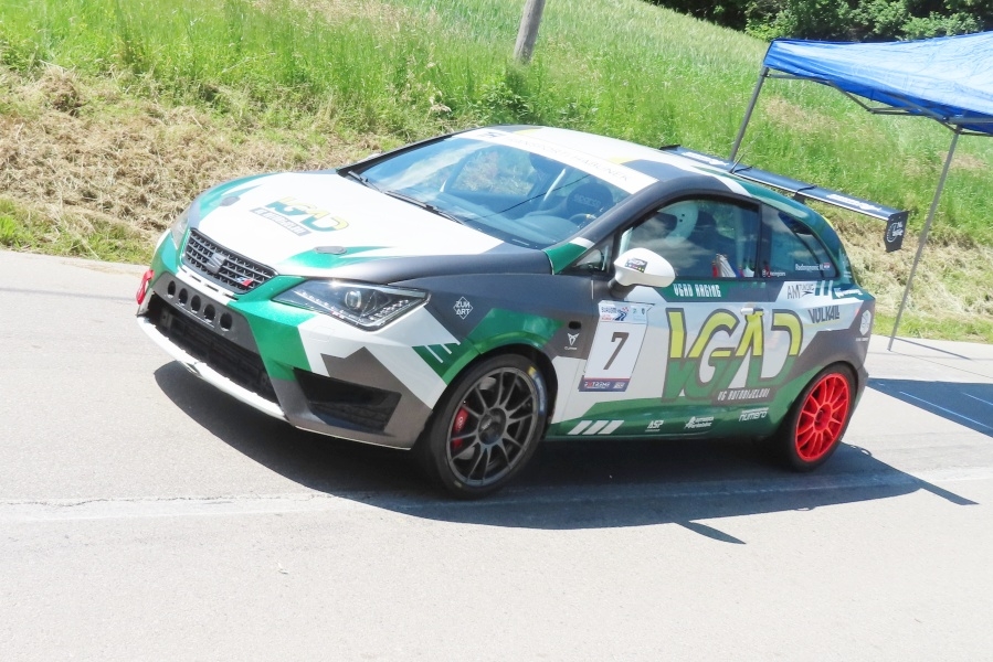 Matej Radovanović dominirao na otvaranju nove sezone autoslaloma