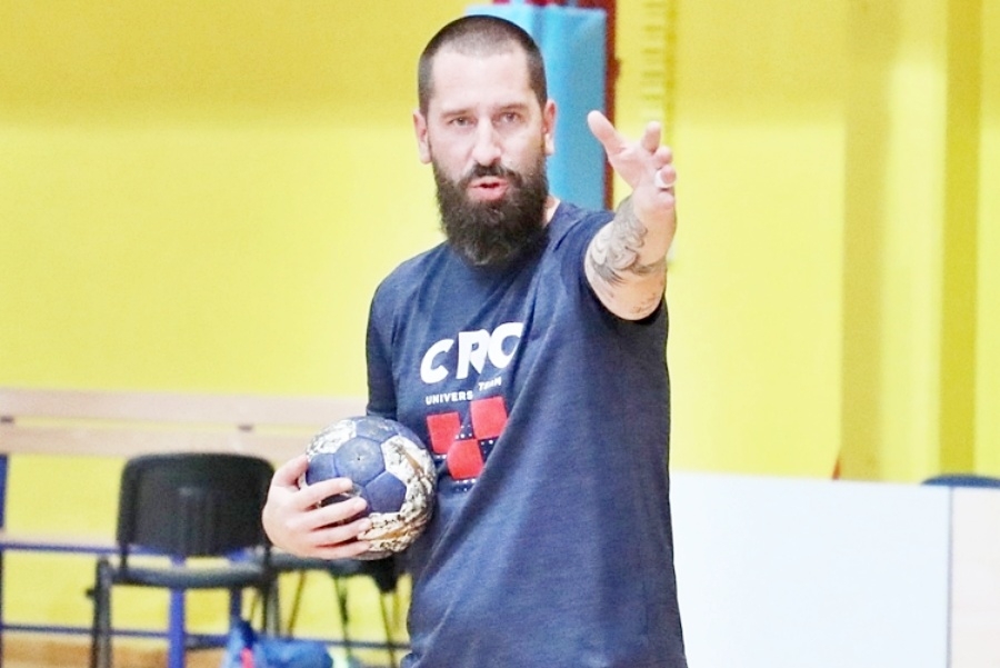 Toni Brajković na klupi Kozale debitira  u gradskom derbiju
