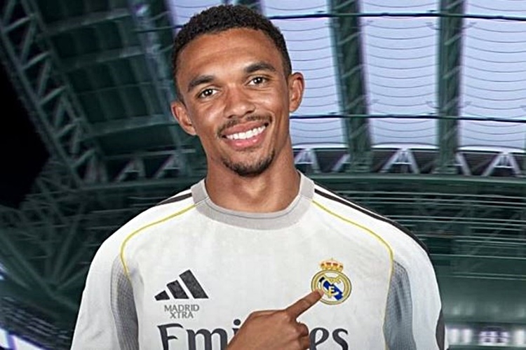 Trent Alexander-Arnold i službeno predstavljen kao novi igrač Real Madrida