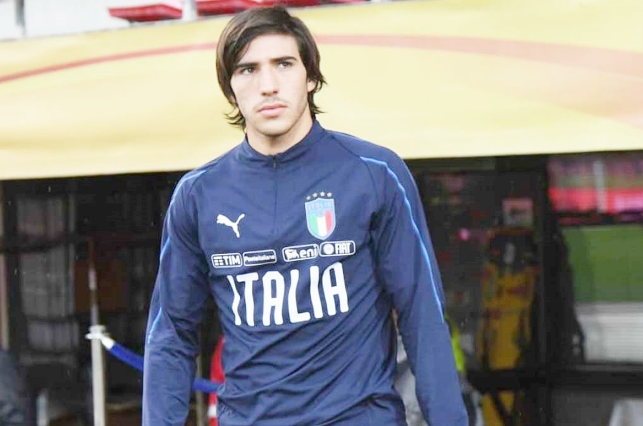 Sandro Tonali u suzama, odvjetnik objasnio zašto se igrači ne smiju kladiti