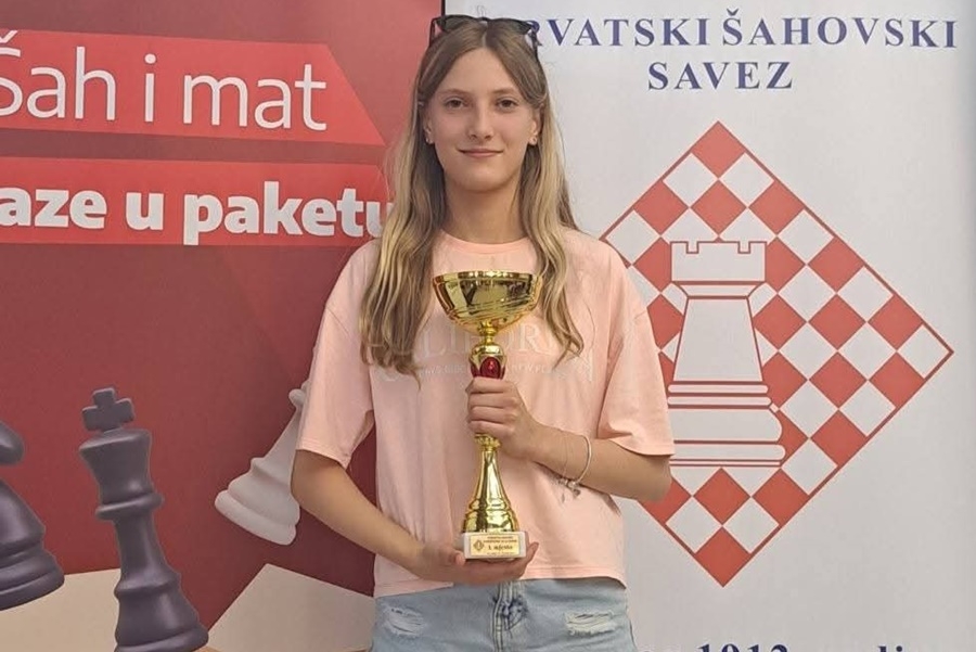 Lara Zagorac dominantna na kadetskom PH, odlični rezultati šahista i šahistica iz PGŽ-e