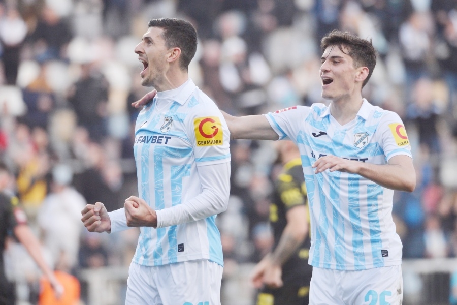 Rijeka se osamila na vrhu ljestvice, Mirko Marić debitirao pogotkom u sjajnoj atmosferi