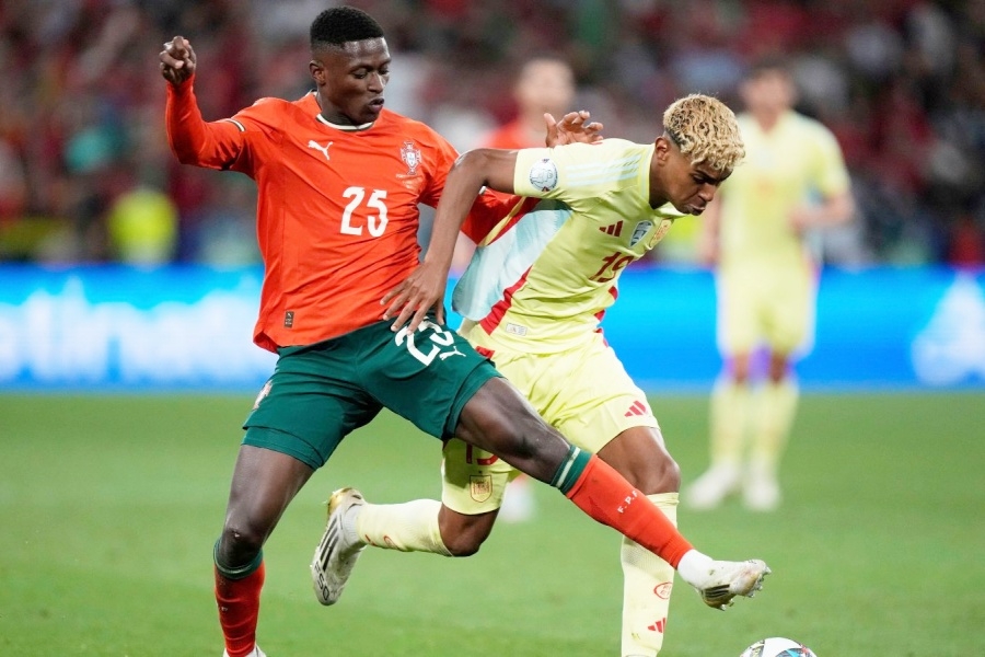 Pogledajte kako se Lamine Yamal ponašao tijekom portugalskog slavlja