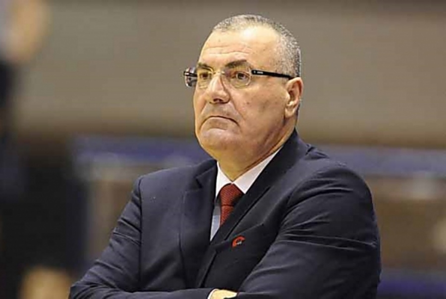 Jasmin Repeša vraća se na Gripe kao mentor sinu Dinu koji ostaje na klupi