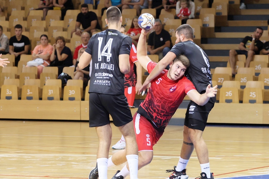 Rukometaši Zameta danas u Puli, Franko Krstić naglasio najvažnije