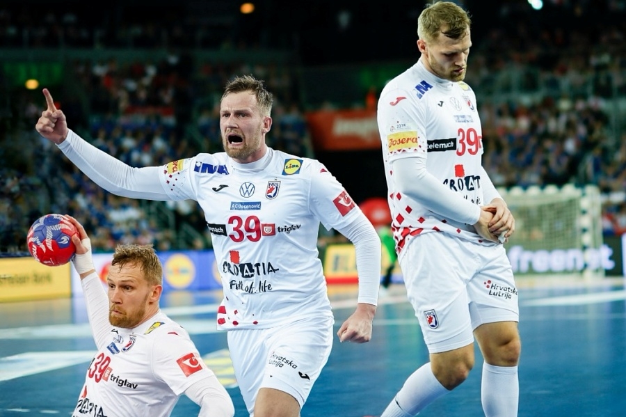 David Mandić više neće igrati, Luka Cindrić upitan prije Mađarske