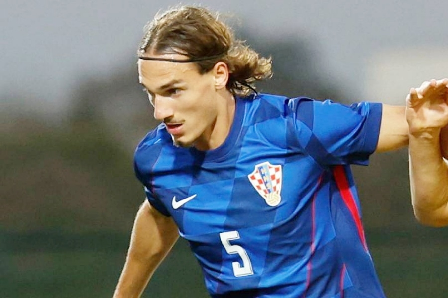 U-21 Hrvatska uvjerljivo pobijedila Tursku,  utakmica prekinuta nakon što je turski izbornik pao