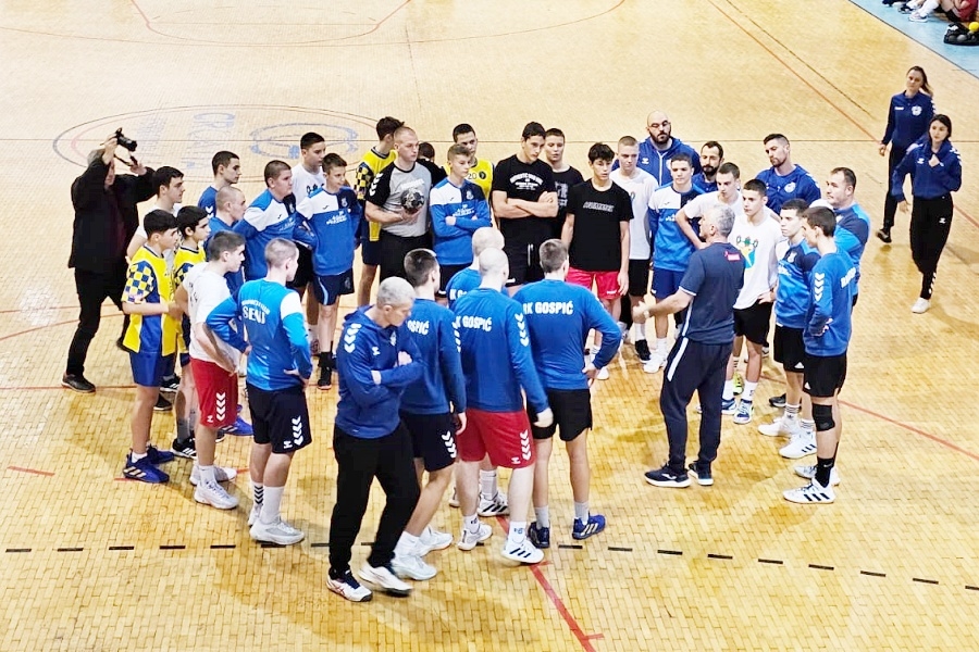 Goran Perkovac: Rukomet je  sport malih sredina,  u našem je slučaju to dokazano!