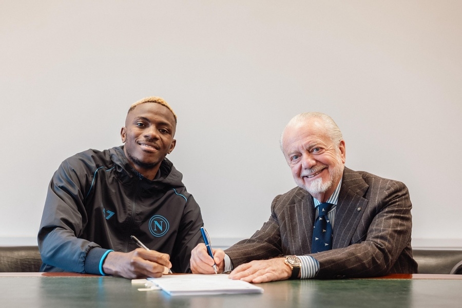 Victor Osimhen potpisao,  Aurelio De Laurentiis  dobio godinu dana više vremena