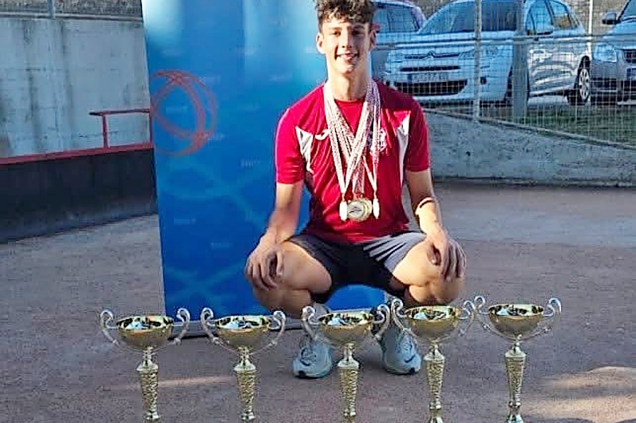Ivano Rajačić Muža peterostruki juniorski prvak u boćanju