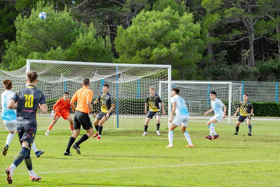 Olea kup 2023: Dinamo i Austria Beč u finalu, Rijeka poražena