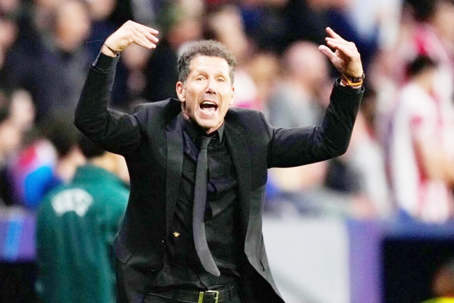 Pogledajte kako je Diego Simeone prešao preko Arsenalova grba