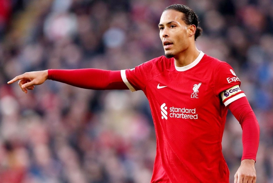 Virgil van Dijk na meti bogatih saudijskih klubova, Liverpool traži previše
