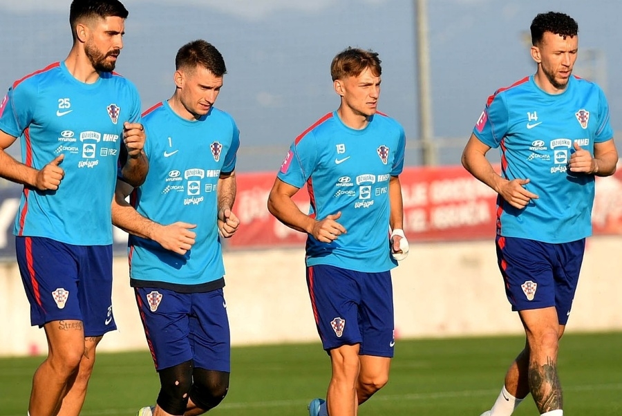 Počele pripreme za SP,  reprezentacija odradila prvi trening na Rujevici