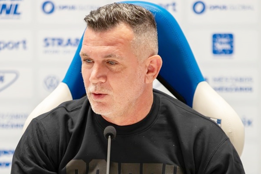 Zoran Zekić:   Ne treba bježati od imperativa,  osjećam odgovornost da napokon osvojimo tri boda