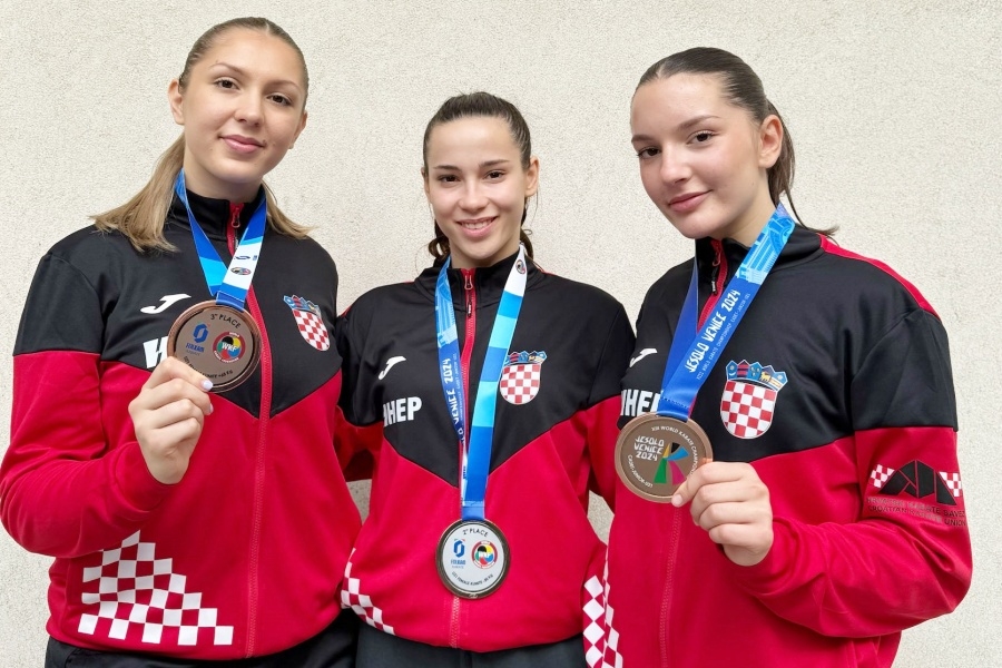 Ema Sgardelli postala svjetska doprvakinja, Darija Šnajder i Nikolina Golomboš brončane