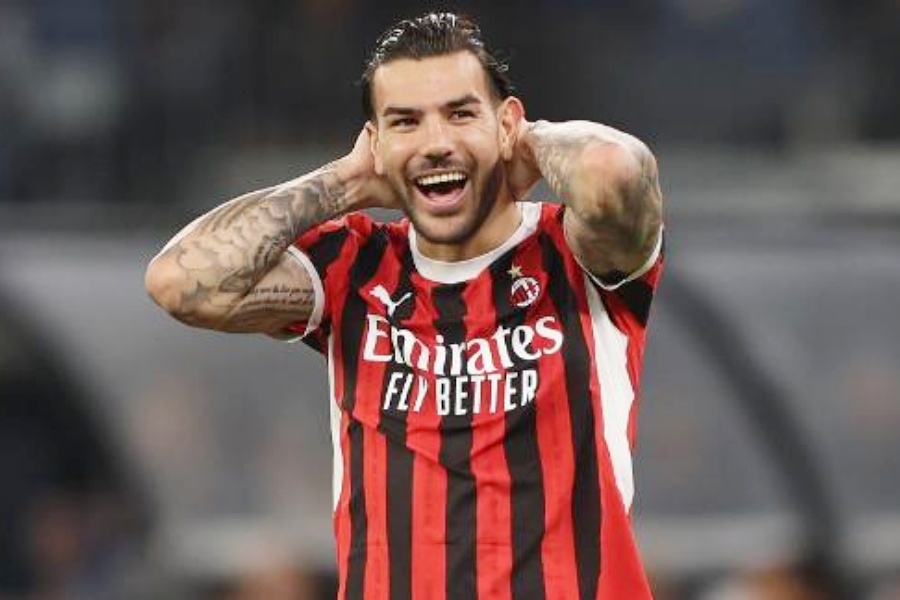 Branič Milana u Manchester Unitedu postao zamjena za braniča Bayerna