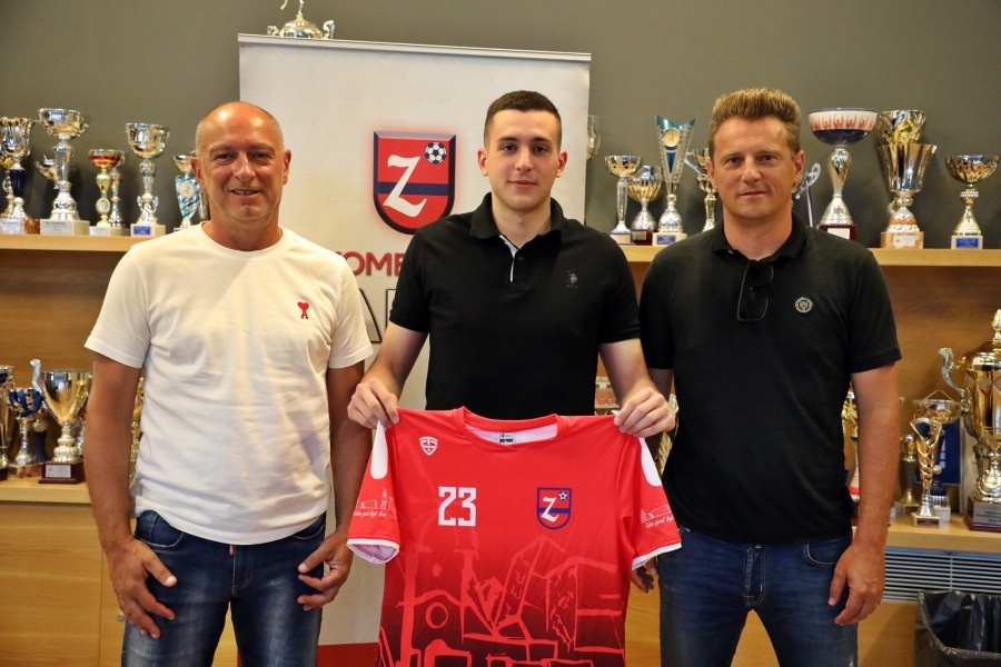 Došao jedan od najboljih mladih crnogorskih rukometaša