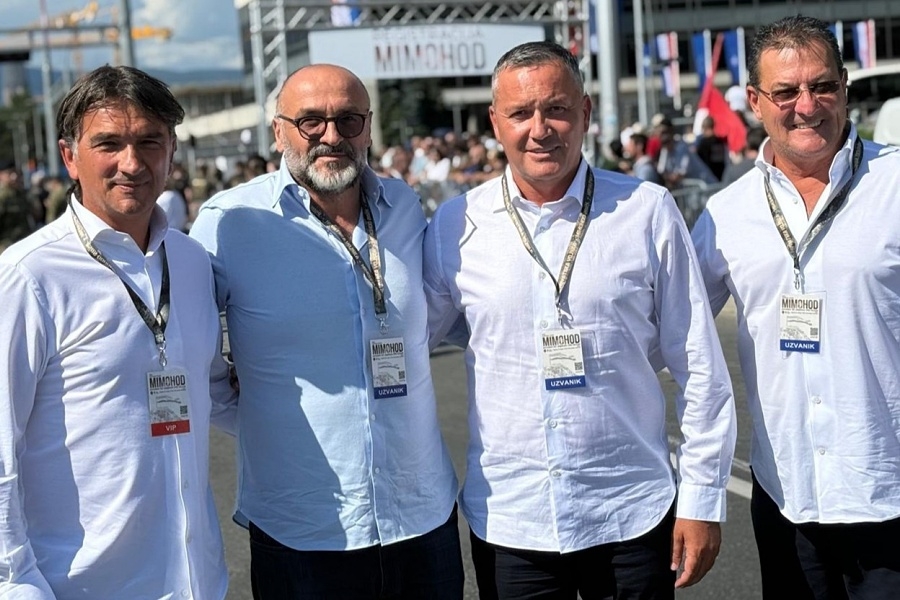Marijan Kustić, Damir Mišković i Zlatko Dalić predstavljali HNS na mimohodu u Zagrebu