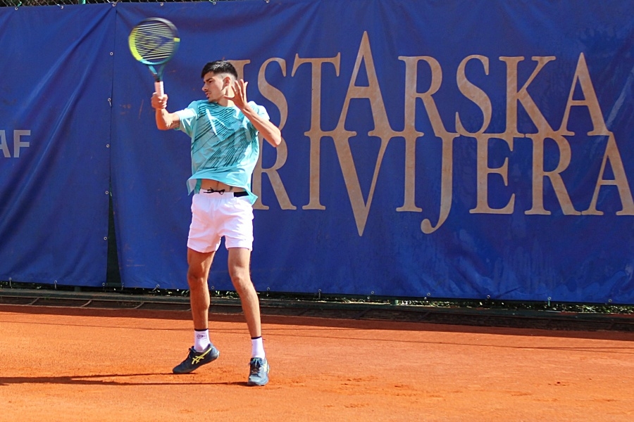 Luka Mikrut preko Josipa Šimundže u polufinale opatijskog turnira