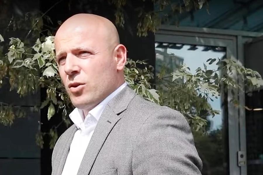 Šef osiguranja HNS-a dobio poruku  jednog navijača koji je vidio ustašku zastavu
